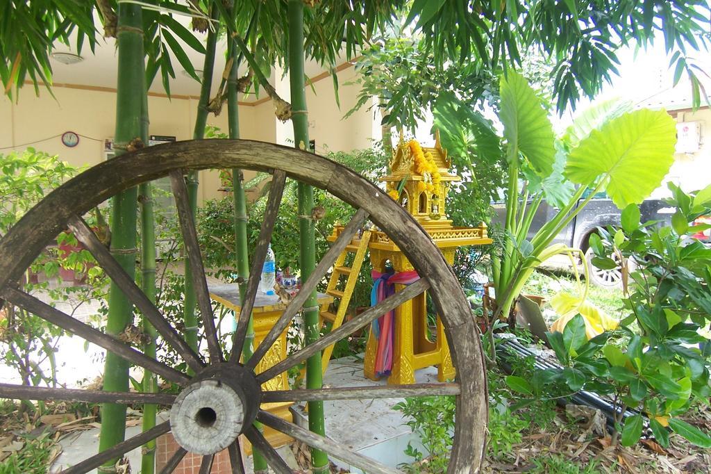 Phuket Airport Overnight Hotel Nai Yang Екстер'єр фото