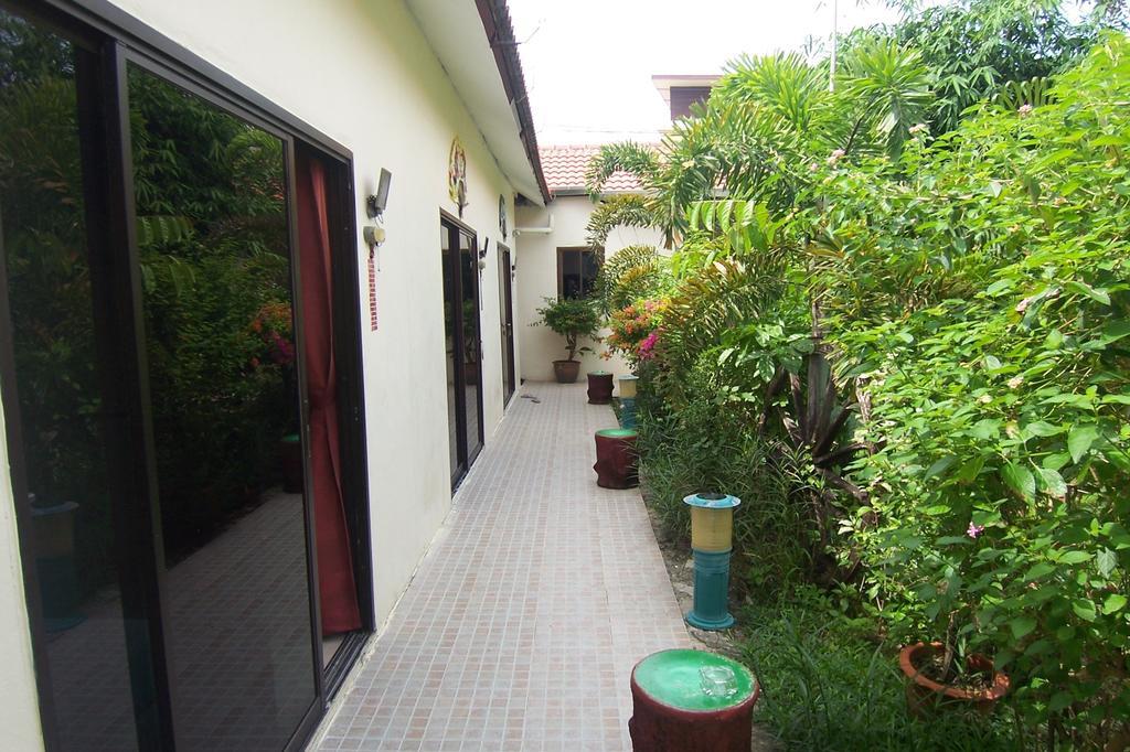 Phuket Airport Overnight Hotel Nai Yang Екстер'єр фото